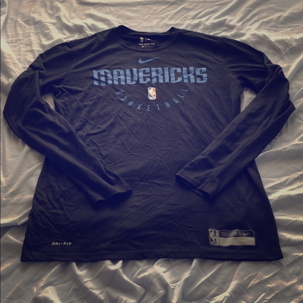Nike Mavericks long sleeve shirt